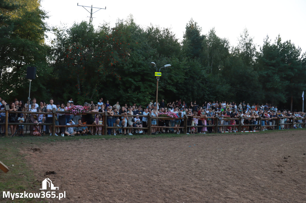 Fotorelacja XXI: Kaskaderski pokaz jeździecki - Festiwal z Kopyta w Gniazdowie