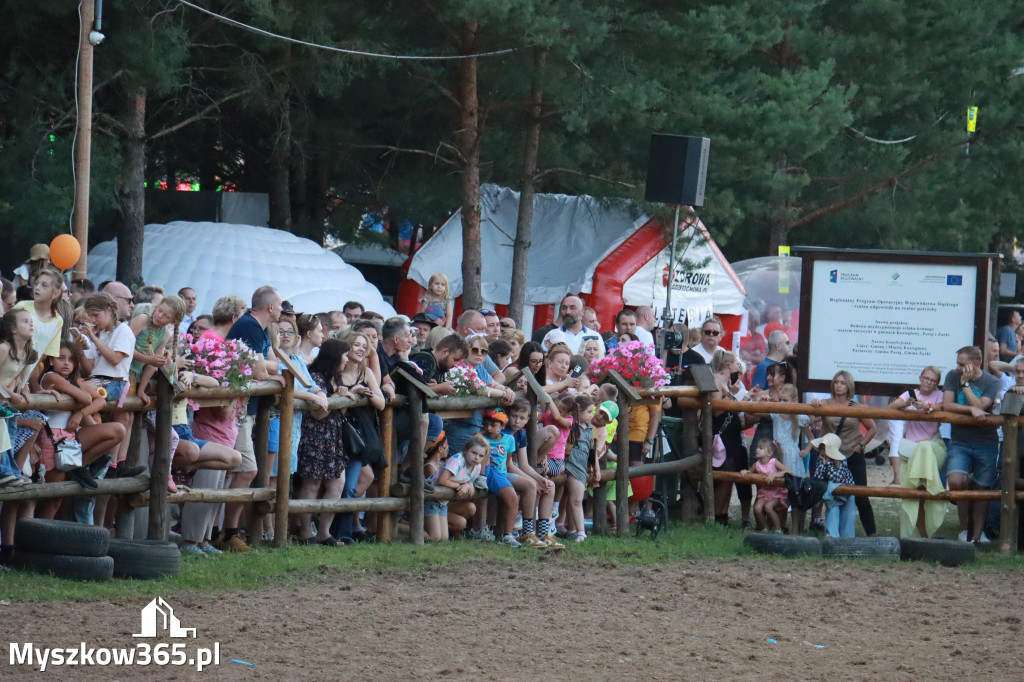 Fotorelacja XXI: Kaskaderski pokaz jeździecki - Festiwal z Kopyta w Gniazdowie