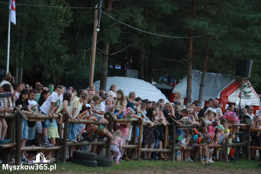 Fotorelacja XXI: Kaskaderski pokaz jeździecki - Festiwal z Kopyta w Gniazdowie