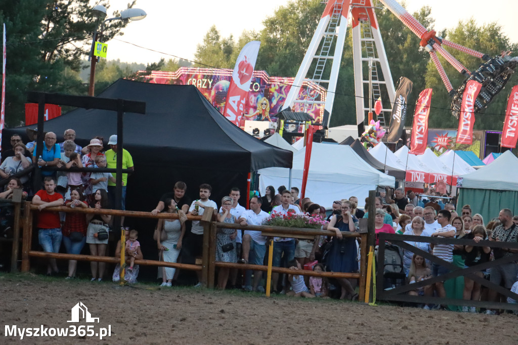 Fotorelacja XXI: Kaskaderski pokaz jeździecki - Festiwal z Kopyta w Gniazdowie