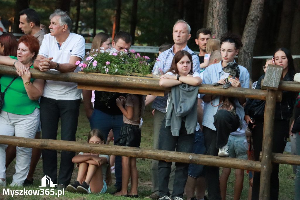 Fotorelacja XXI: Kaskaderski pokaz jeździecki - Festiwal z Kopyta w Gniazdowie