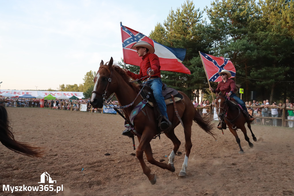 Fotorelacja XXI: Kaskaderski pokaz jeździecki - Festiwal z Kopyta w Gniazdowie