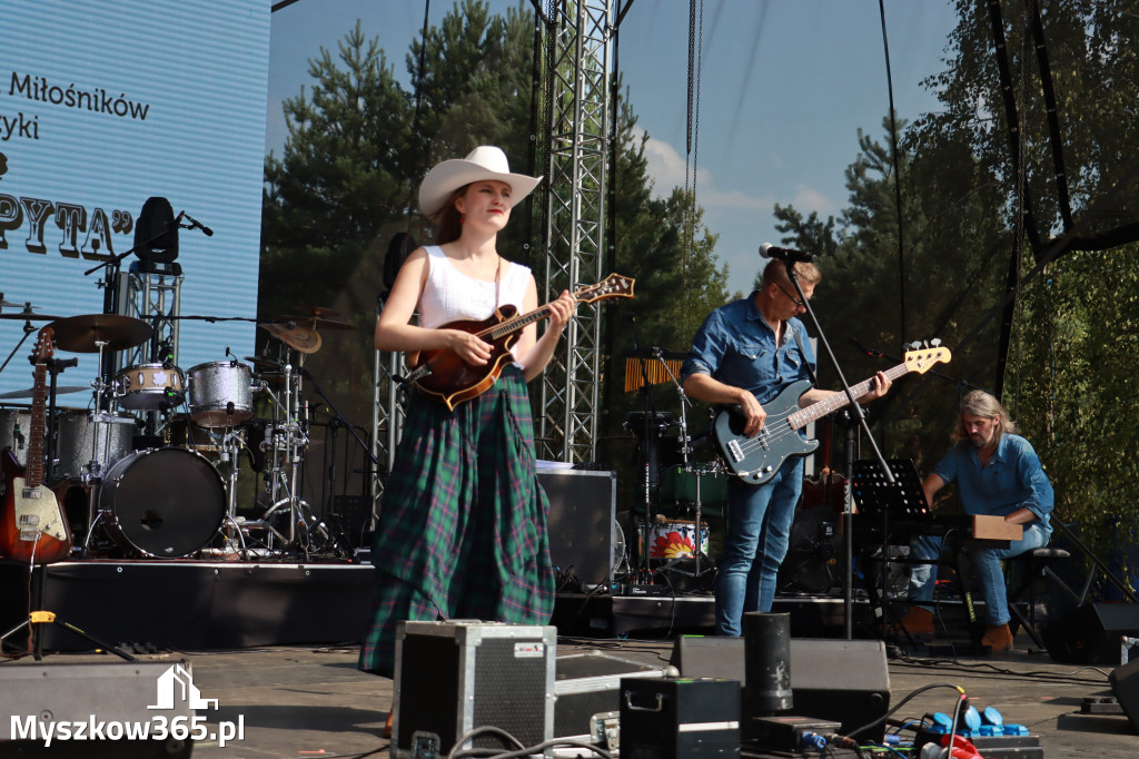 Fotorelacja XXII: Koncerty zespołów country - Festiwal z Kopyta w Gniazdowie