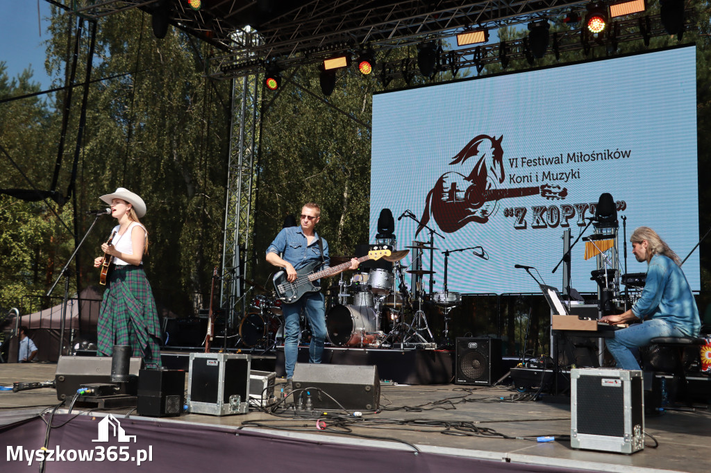 Fotorelacja XXII: Koncerty zespołów country - Festiwal z Kopyta w Gniazdowie
