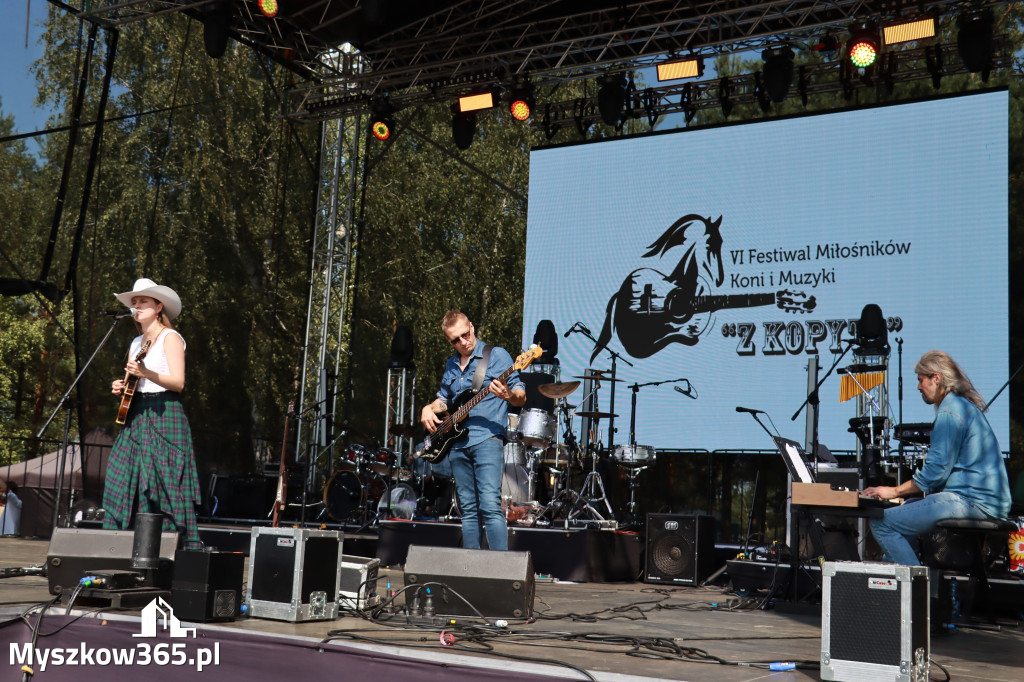 Fotorelacja XXII: Koncerty zespołów country - Festiwal z Kopyta w Gniazdowie