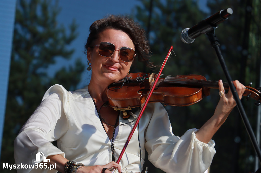 Fotorelacja XXII: Koncerty zespołów country - Festiwal z Kopyta w Gniazdowie