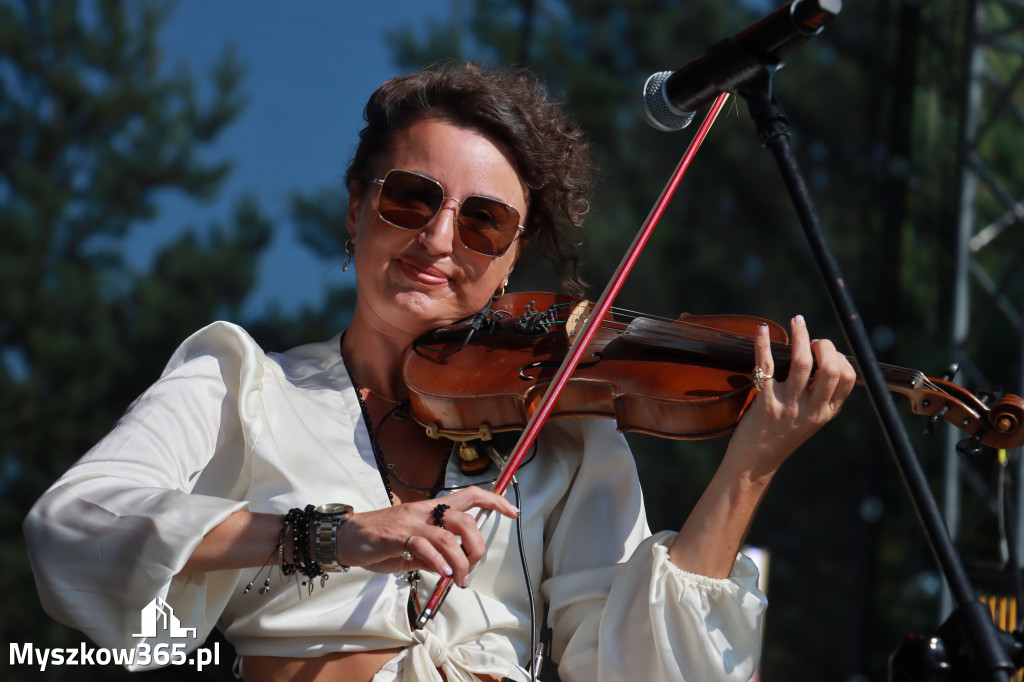 Fotorelacja XXII: Koncerty zespołów country - Festiwal z Kopyta w Gniazdowie