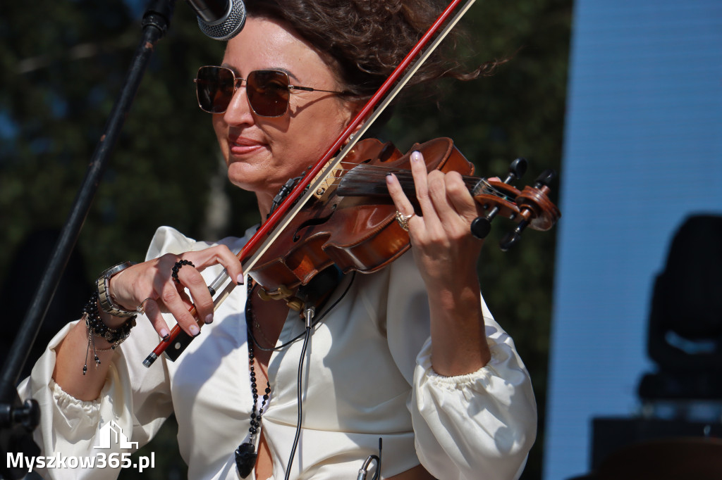 Fotorelacja XXII: Koncerty zespołów country - Festiwal z Kopyta w Gniazdowie