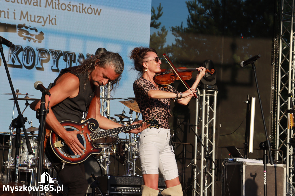 Fotorelacja XXII: Koncerty zespołów country - Festiwal z Kopyta w Gniazdowie