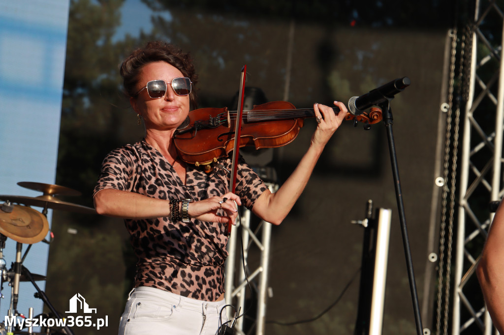Fotorelacja XXII: Koncerty zespołów country - Festiwal z Kopyta w Gniazdowie