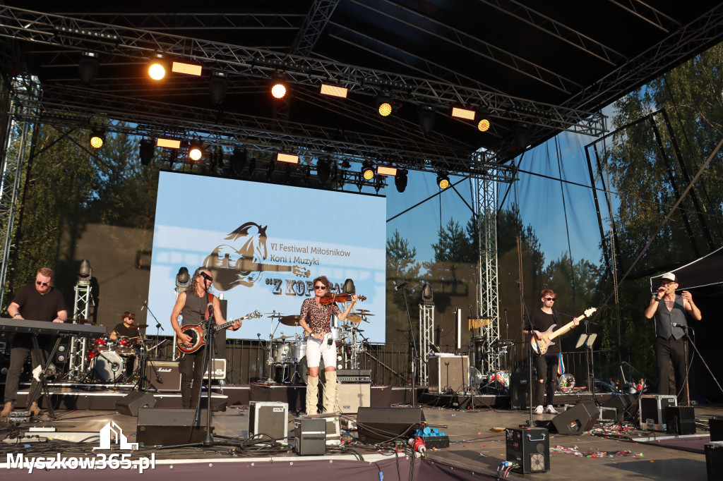 Fotorelacja XXII: Koncerty zespołów country - Festiwal z Kopyta w Gniazdowie