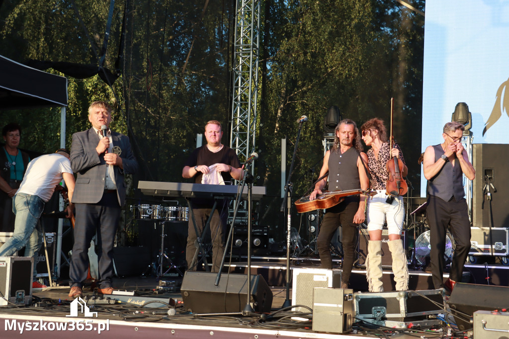 Fotorelacja XXII: Koncerty zespołów country - Festiwal z Kopyta w Gniazdowie