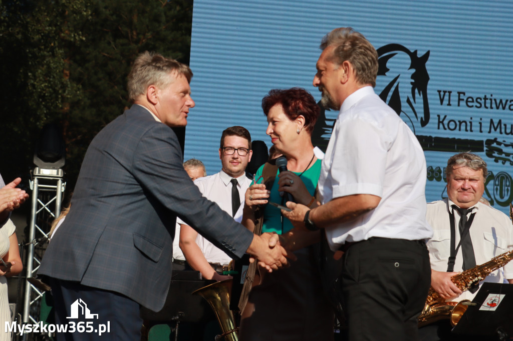 Fotorelacja XXIII: Jubileuszowy koncert 20-lecie Gminnej Orkiestry Dętej z Koziegłów - Festiwal z Kopyta