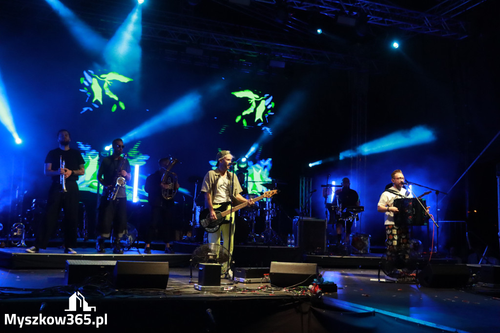 Fotorelacja XXIV: Enej w Gniazdowie! Festiwal z Kopyta 2025 w Gminie Koziegłowy!