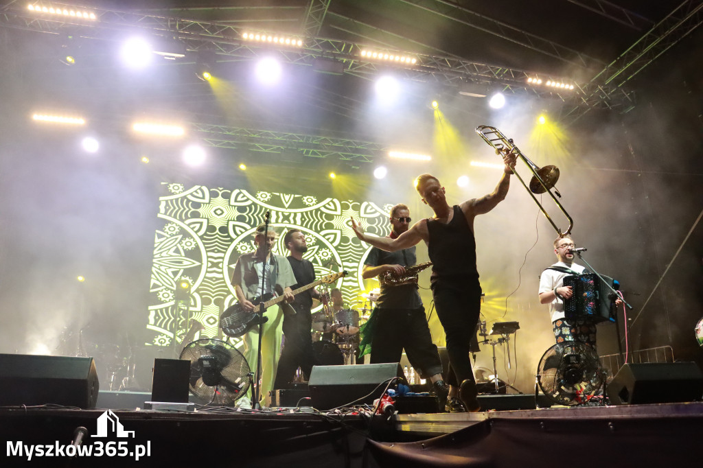 Fotorelacja XXIV: Enej w Gniazdowie! Festiwal z Kopyta 2025 w Gminie Koziegłowy!