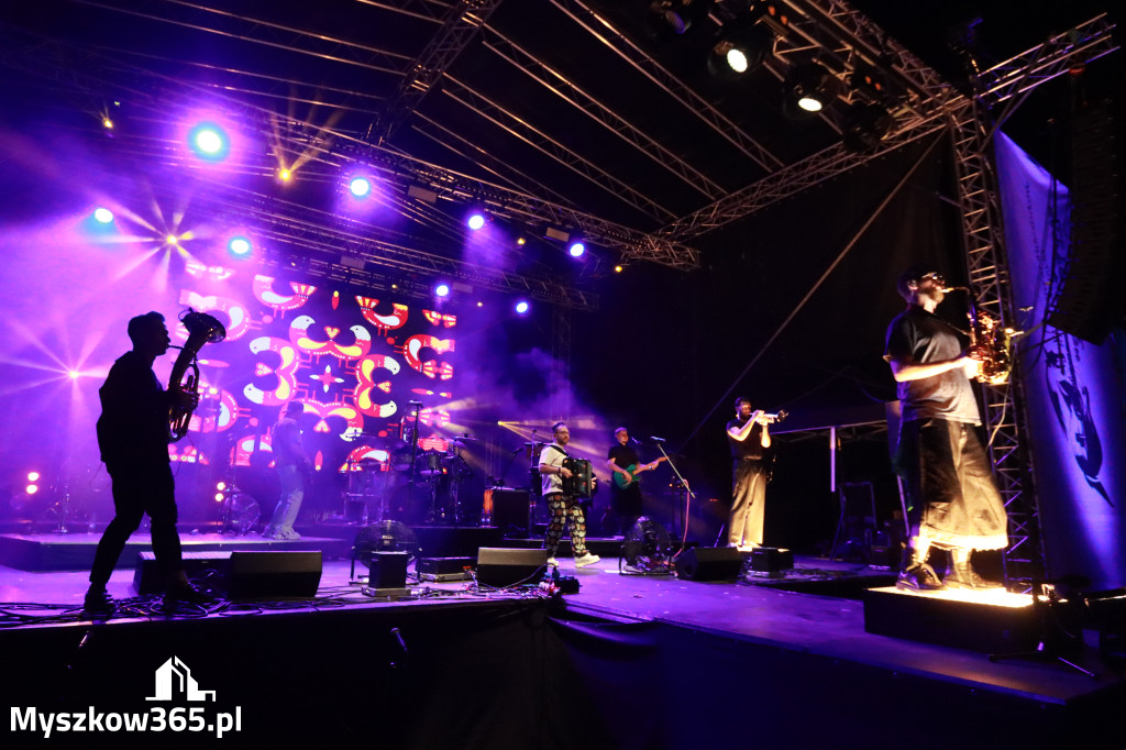 Fotorelacja XXIV: Enej w Gniazdowie! Festiwal z Kopyta 2025 w Gminie Koziegłowy!