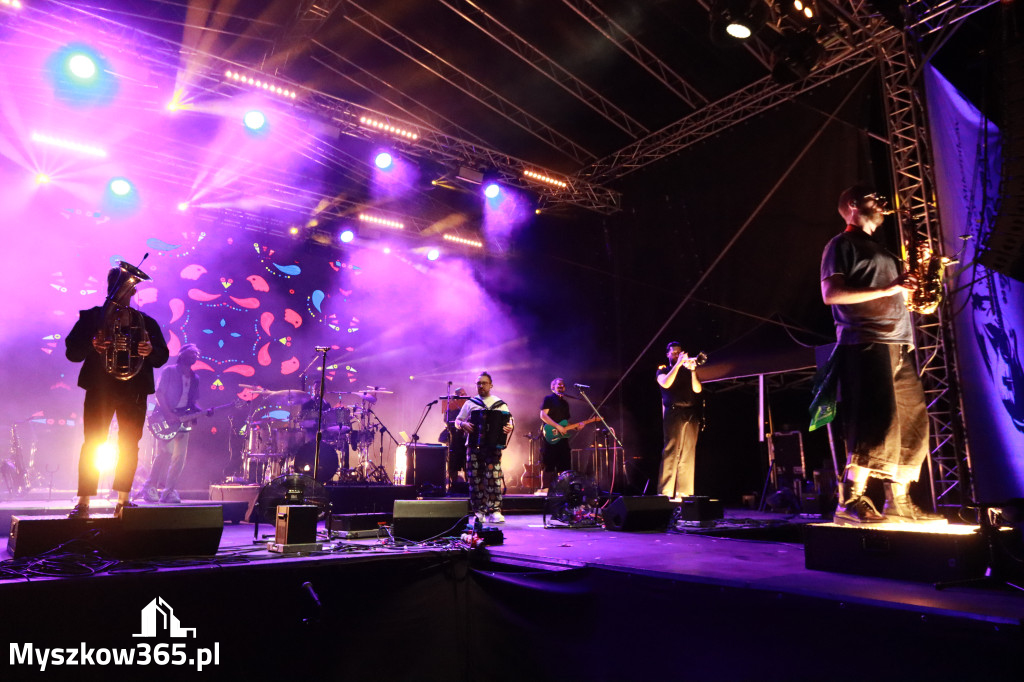 Fotorelacja XXIV: Enej w Gniazdowie! Festiwal z Kopyta 2025 w Gminie Koziegłowy!