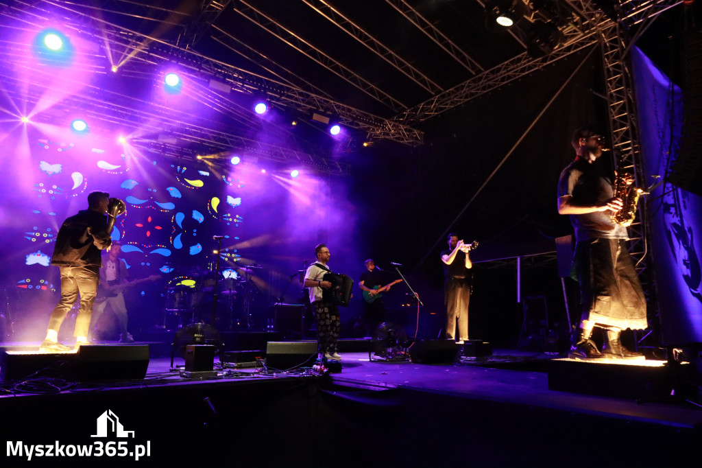 Fotorelacja XXIV: Enej w Gniazdowie! Festiwal z Kopyta 2025 w Gminie Koziegłowy!