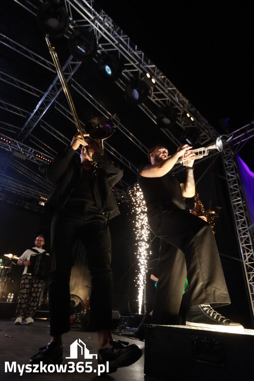 Fotorelacja XXIV: Enej w Gniazdowie! Festiwal z Kopyta 2025 w Gminie Koziegłowy!