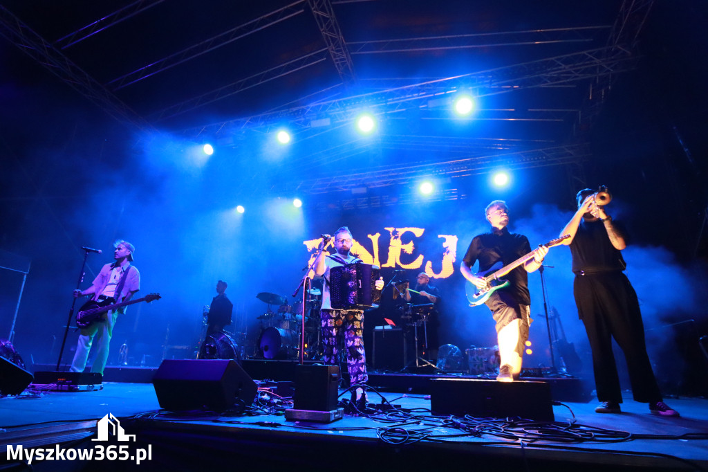 Fotorelacja XXIV: Enej w Gniazdowie! Festiwal z Kopyta 2025 w Gminie Koziegłowy!