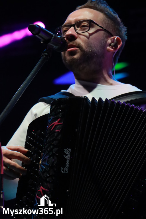 Fotorelacja XXIV: Enej w Gniazdowie! Festiwal z Kopyta 2025 w Gminie Koziegłowy!