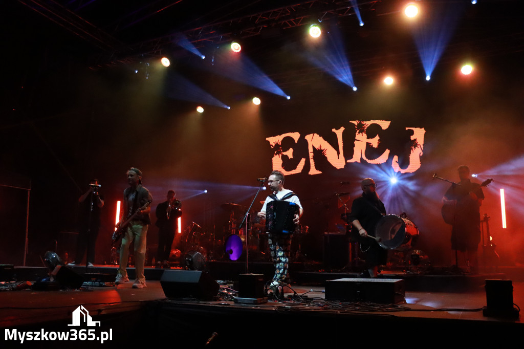 Fotorelacja XXIV: Enej w Gniazdowie! Festiwal z Kopyta 2025 w Gminie Koziegłowy!