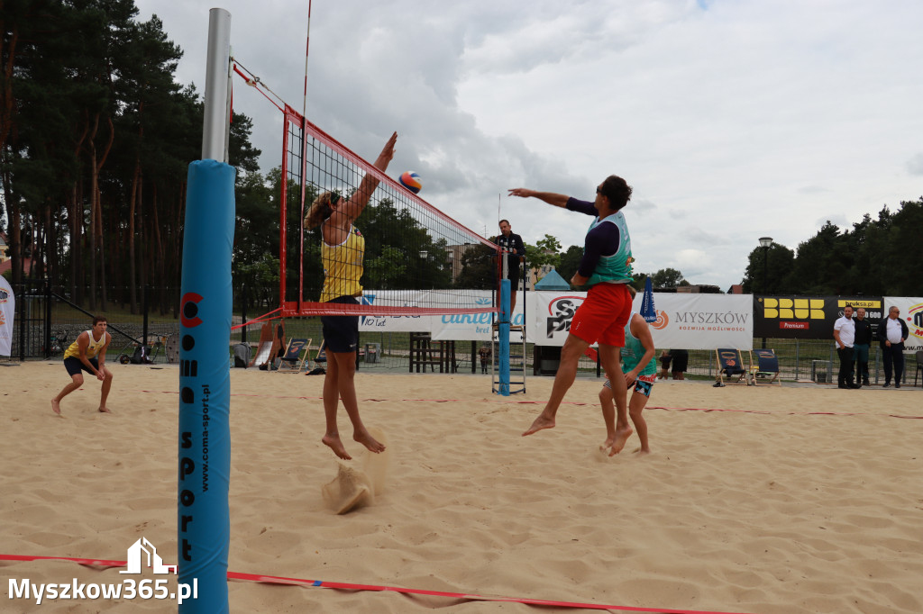 Wielki Finał X Otwartych Mistrzostw Śląska w Siatkówce Plażowej w Myszkowie