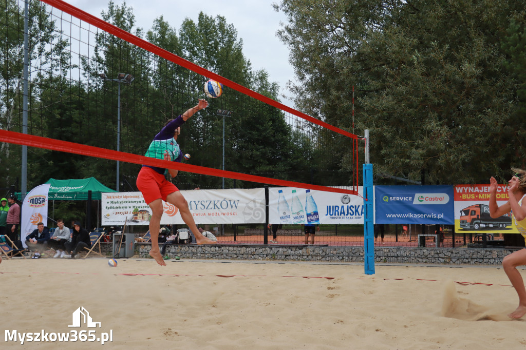 Wielki Finał X Otwartych Mistrzostw Śląska w Siatkówce Plażowej w Myszkowie
