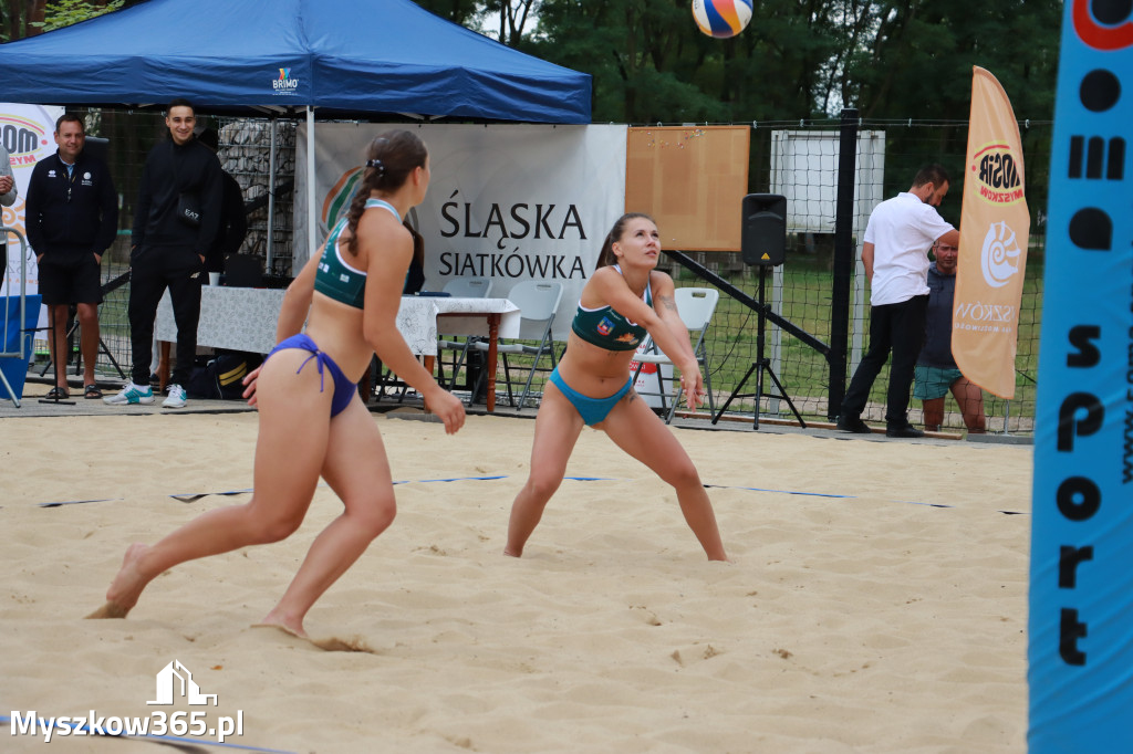 Wielki Finał X Otwartych Mistrzostw Śląska w Siatkówce Plażowej w Myszkowie