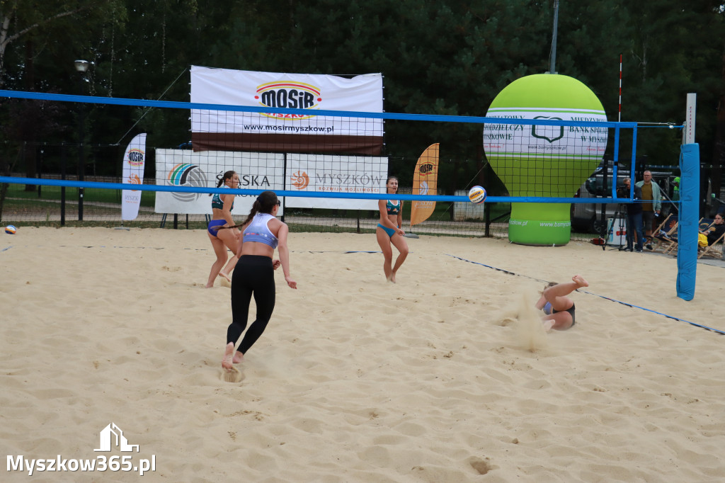Wielki Finał X Otwartych Mistrzostw Śląska w Siatkówce Plażowej w Myszkowie