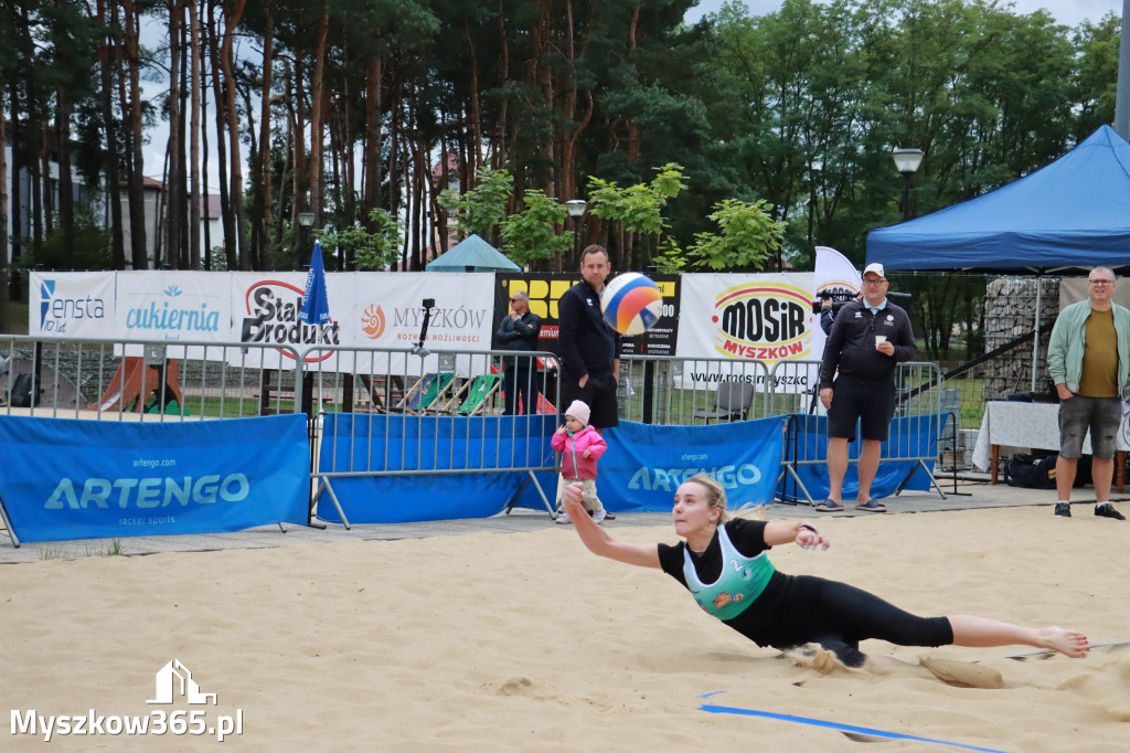 Wielki Finał X Otwartych Mistrzostw Śląska w Siatkówce Plażowej w Myszkowie