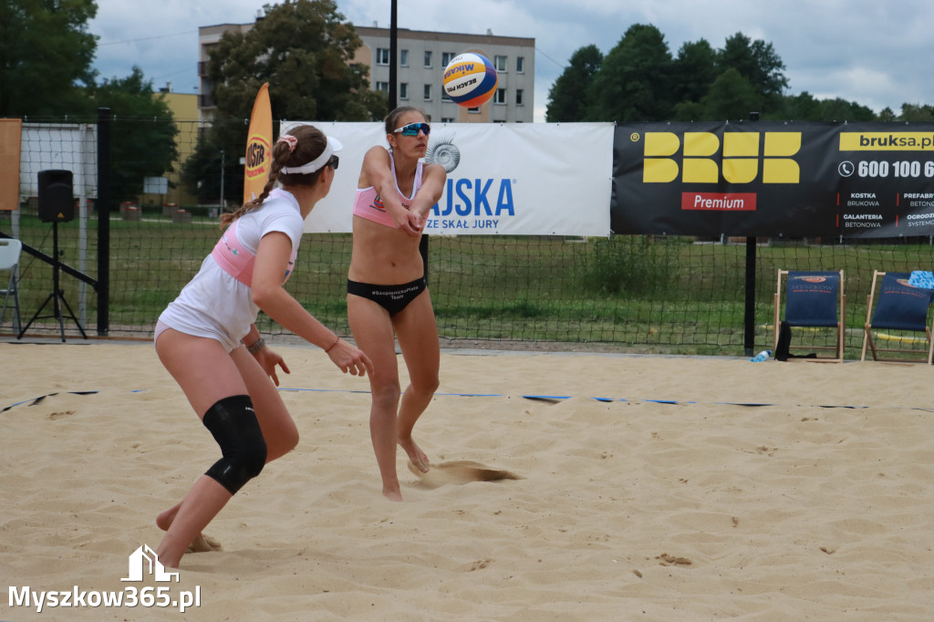 Wielki Finał X Otwartych Mistrzostw Śląska w Siatkówce Plażowej w Myszkowie