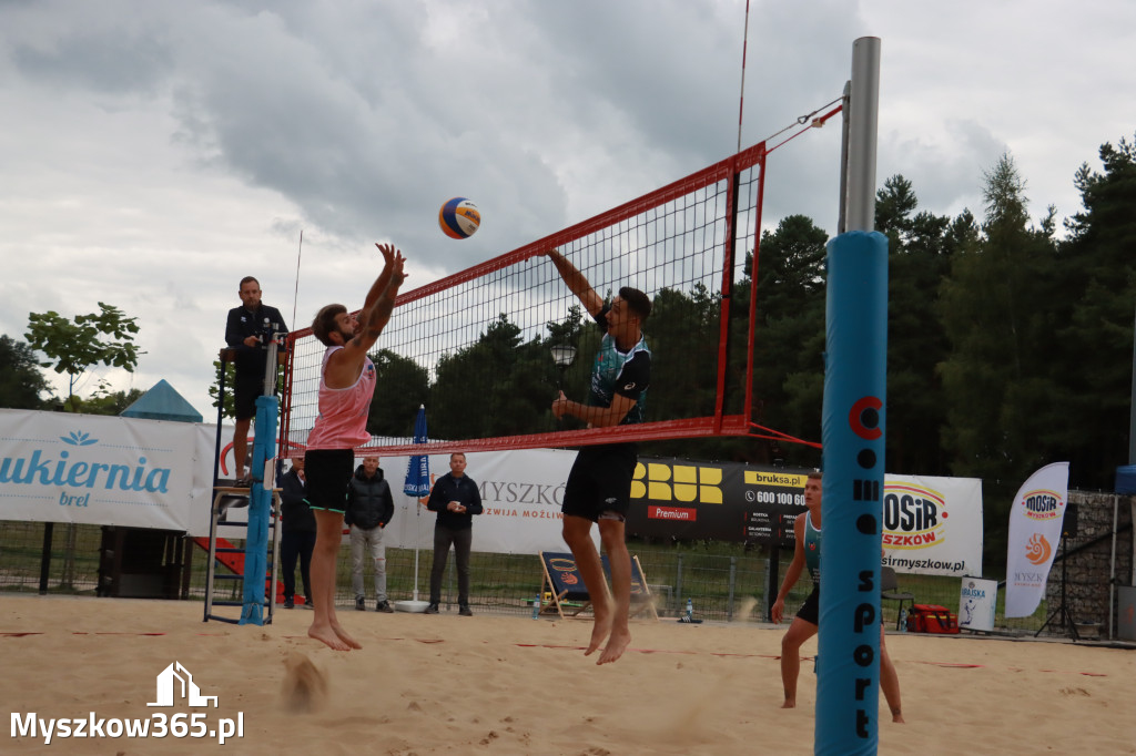 Wielki Finał X Otwartych Mistrzostw Śląska w Siatkówce Plażowej w Myszkowie