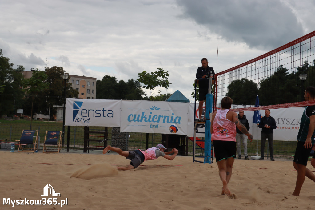 Wielki Finał X Otwartych Mistrzostw Śląska w Siatkówce Plażowej w Myszkowie