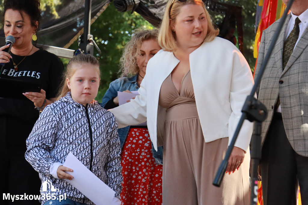 Fotorelacja I: XIV Chorońskie Prażuchy i XI Święto Miodu w Choroniu Gmina Poraj