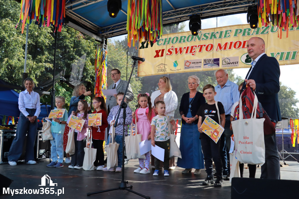 Fotorelacja I: XIV Chorońskie Prażuchy i XI Święto Miodu w Choroniu Gmina Poraj