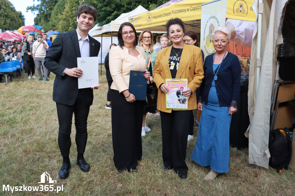 Fotorelacja I: XIV Chorońskie Prażuchy i XI Święto Miodu w Choroniu Gmina Poraj