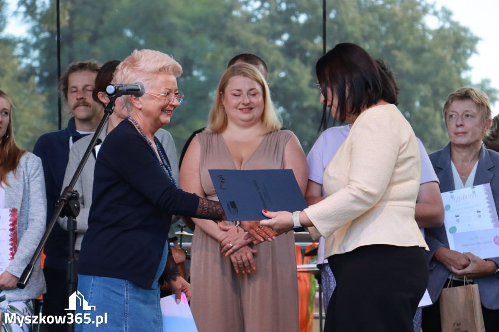 Fotorelacja I: XIV Chorońskie Prażuchy i XI Święto Miodu w Choroniu Gmina Poraj