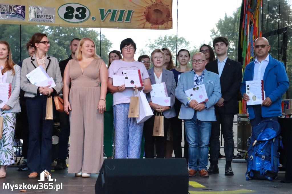 Fotorelacja I: XIV Chorońskie Prażuchy i XI Święto Miodu w Choroniu Gmina Poraj