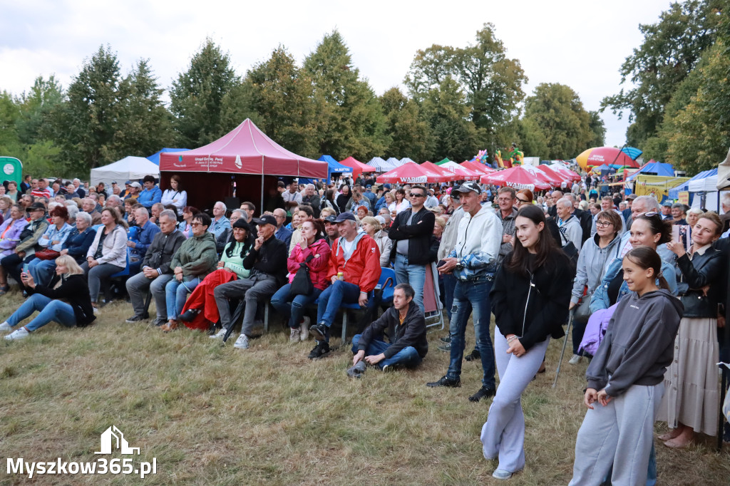 Fotorelacja II: XIV Chorońskie Prażuchy i XI Święto Miodu w Choroniu Gmina Poraj