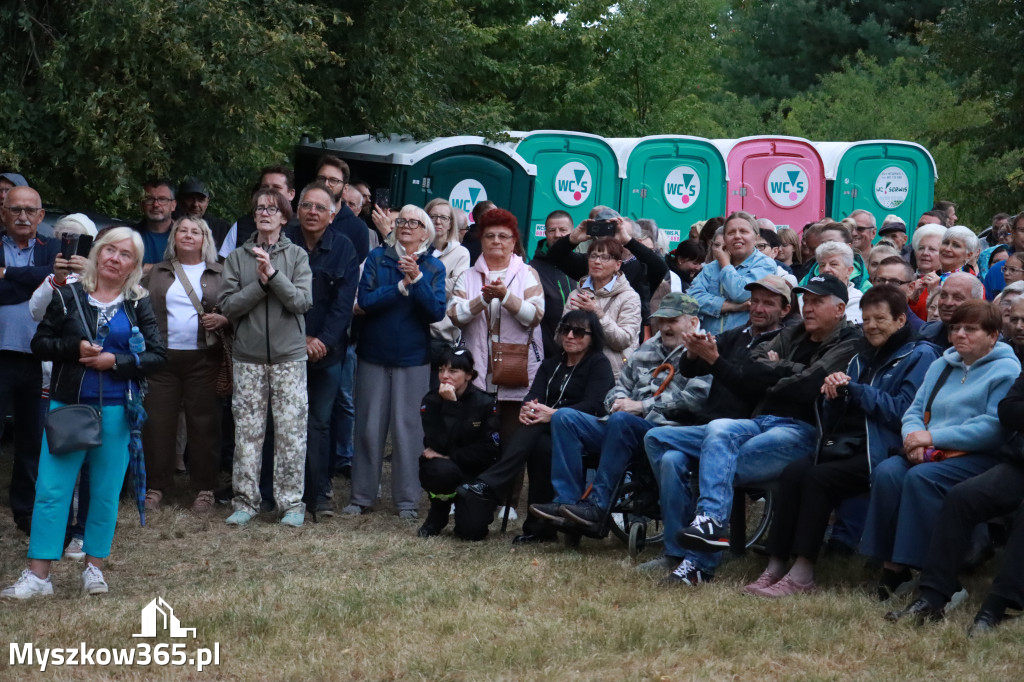Fotorelacja II: XIV Chorońskie Prażuchy i XI Święto Miodu w Choroniu Gmina Poraj