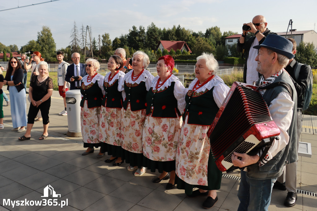 Fotorelacja: Inauguracyjny przejazd pociągu Częstochowa Kraków przez Poraj