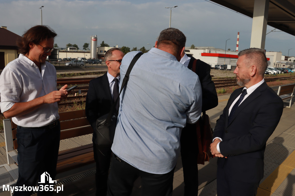 Fotorelacja: Inauguracyjny przejazd pociągu Częstochowa Kraków przez Myszków