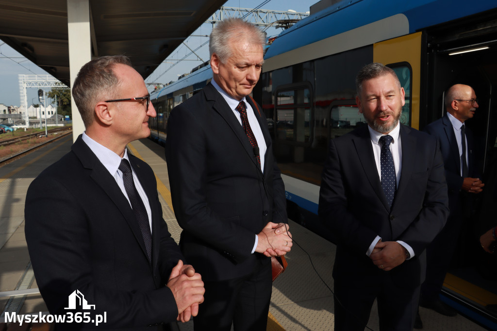 Fotorelacja: Inauguracyjny przejazd pociągu Częstochowa Kraków przez Myszków