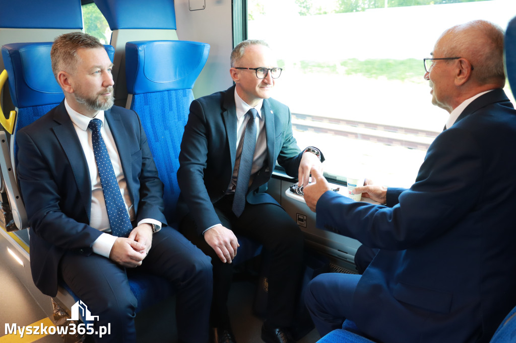Fotorelacja: Inauguracyjny przejazd pociągu Częstochowa Kraków przez Myszków