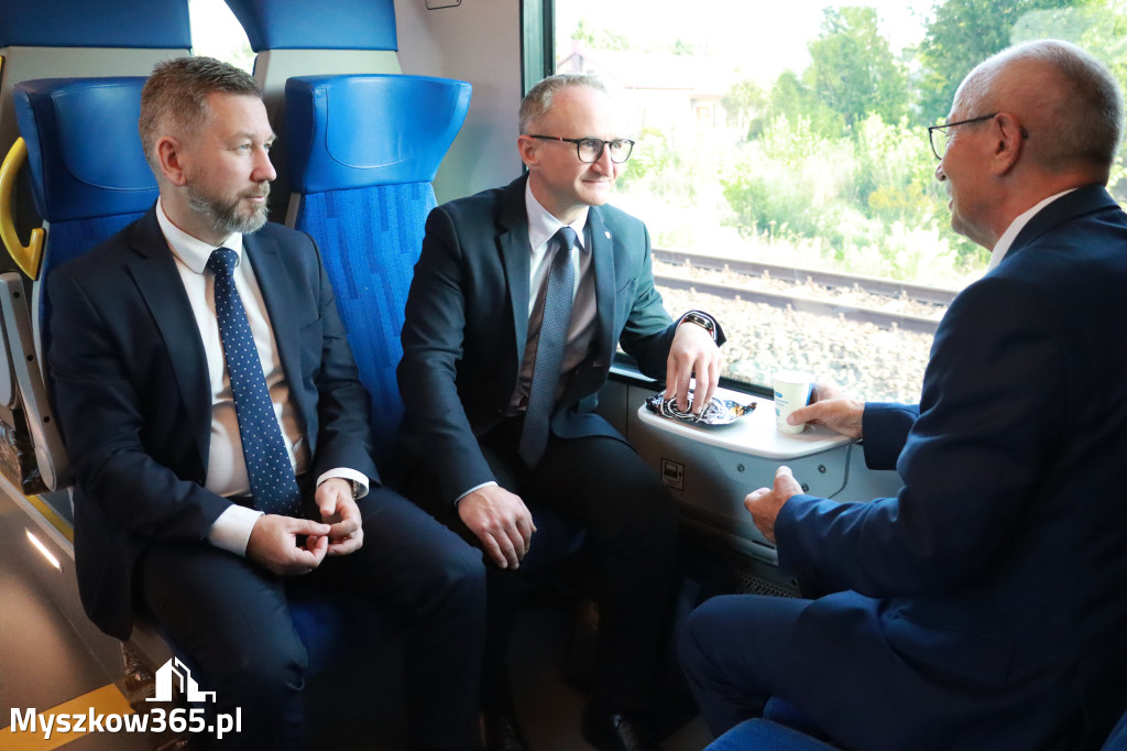 Fotorelacja: Inauguracyjny przejazd pociągu Częstochowa Kraków przez Myszków