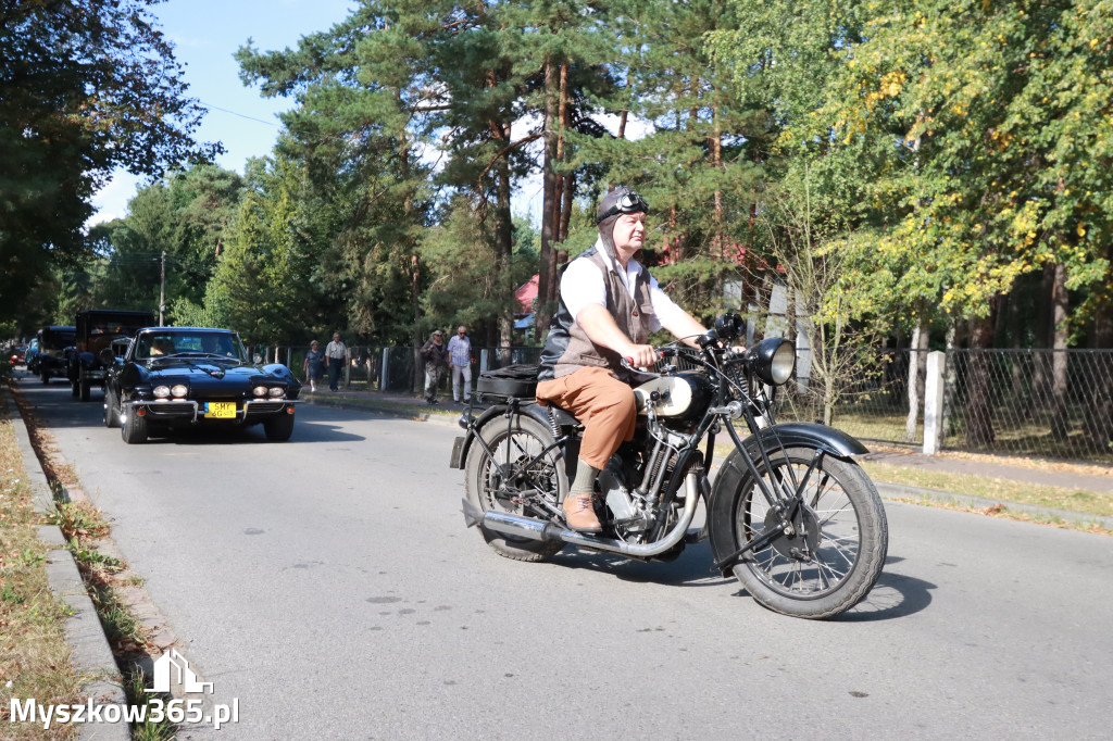 Fotorelacja I: Imieniny Hrabiny w Żarkach Letnisku Gmina Poraj - Orszak