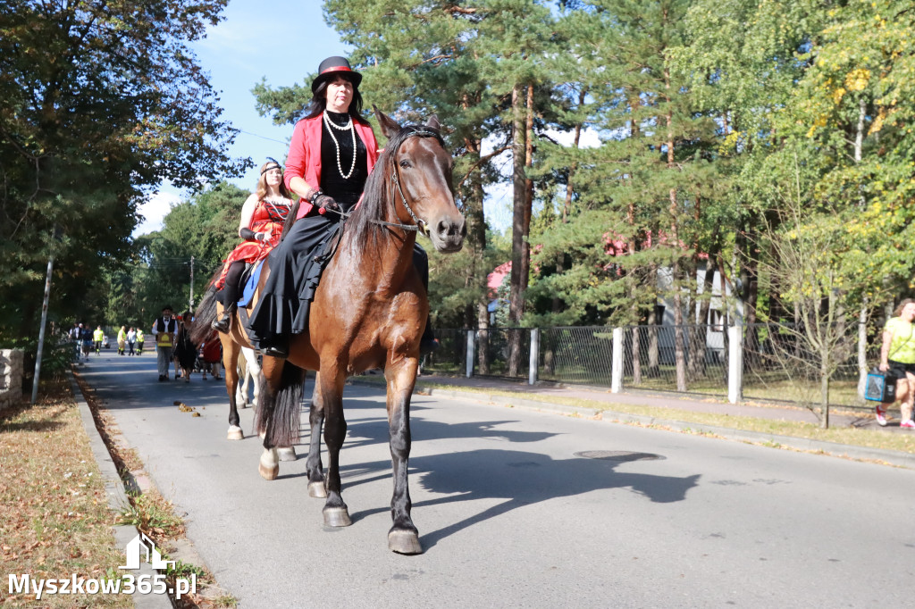 Fotorelacja I: Imieniny Hrabiny w Żarkach Letnisku Gmina Poraj - Orszak