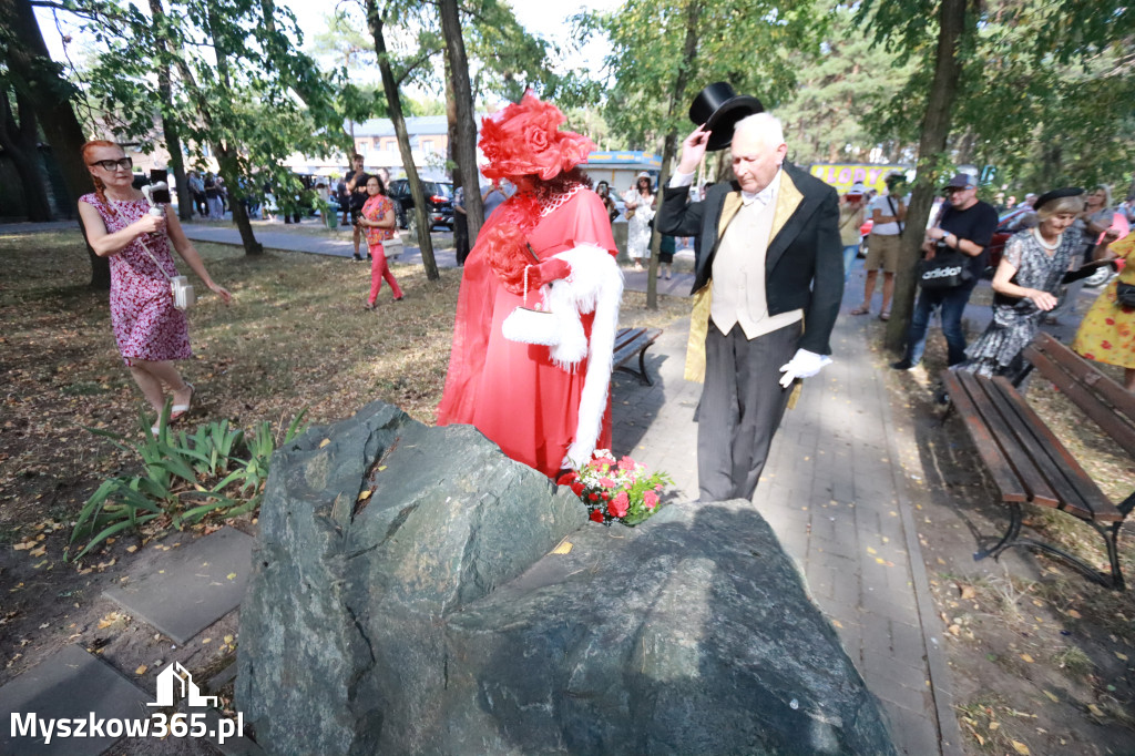 Fotorelacja I: Imieniny Hrabiny w Żarkach Letnisku Gmina Poraj - Orszak