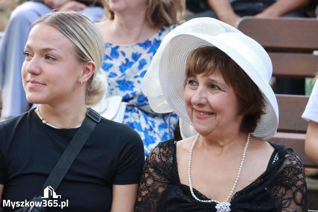 Fotorelacja II: Imieniny Hrabiny w Żarkach Letnisku Gmina Poraj